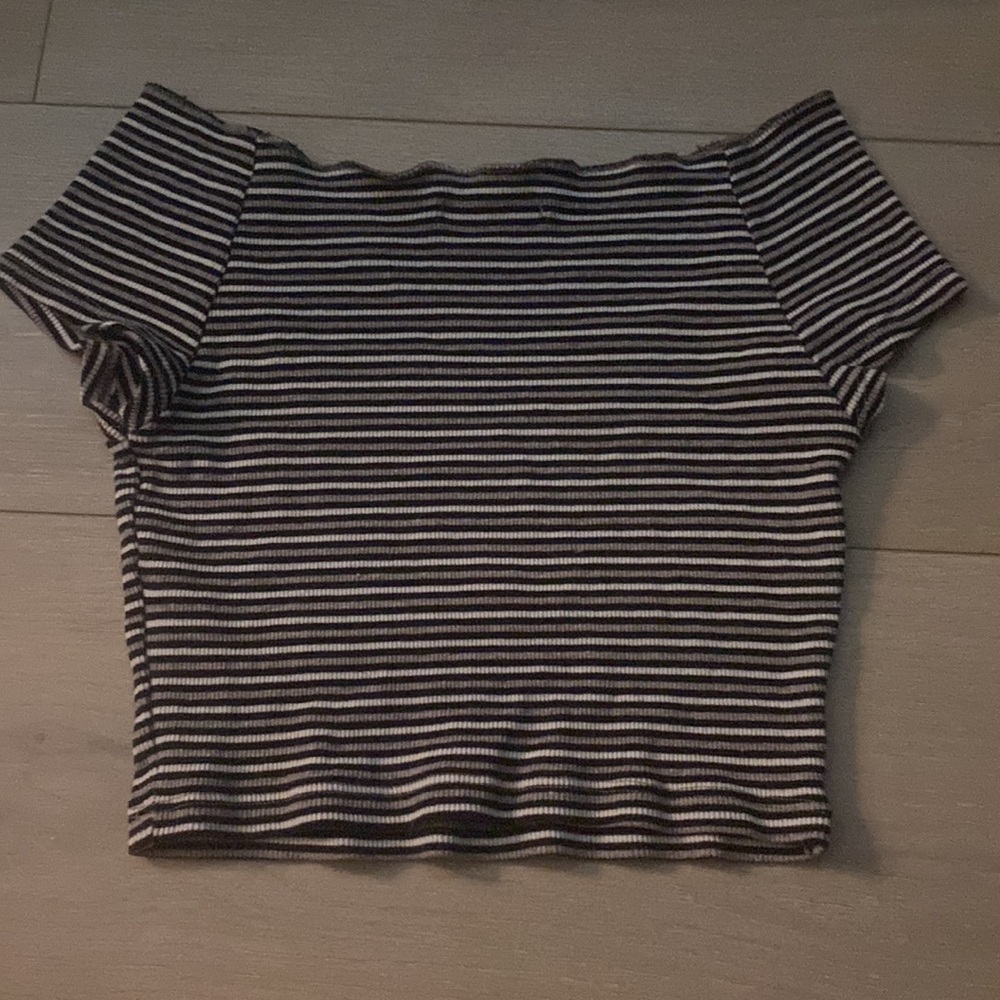 Brandy Melville top